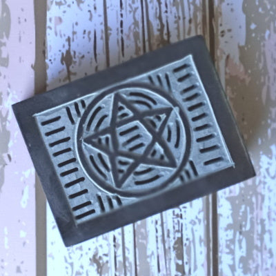 Caja de Piedra Pentagrama