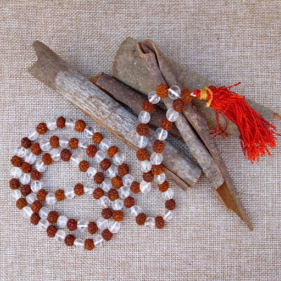 Yapamala Rudraksha Cristal de Cuarzo