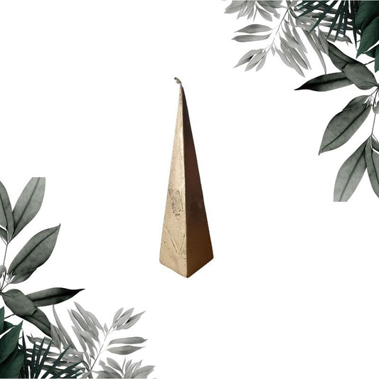 Vela Pirámide Dorada